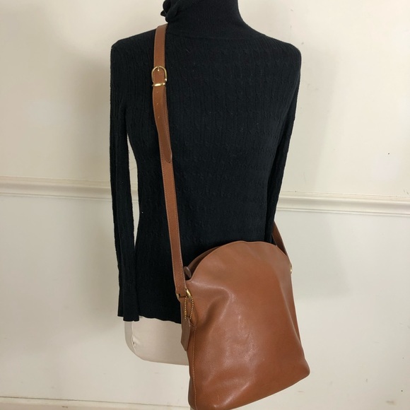 Vintage Coach British Tan crossbody bag ITALY - Picture 5 of 13